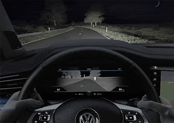 Nachtsichtunterstützung „Nightvision“. Erkennt per Wärmebildkamera Personen und Tiere in der Dunkelheit. © Volkswagen 2019 / Effekt DiH