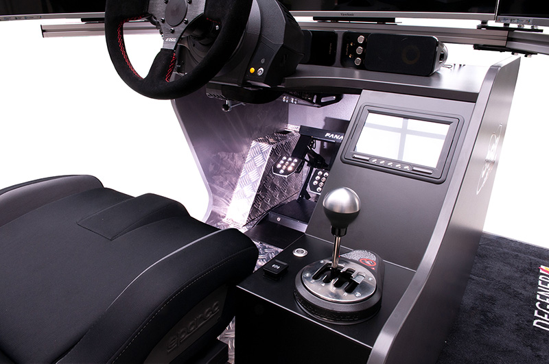 Standard-Schaltwagen-Cockpit
